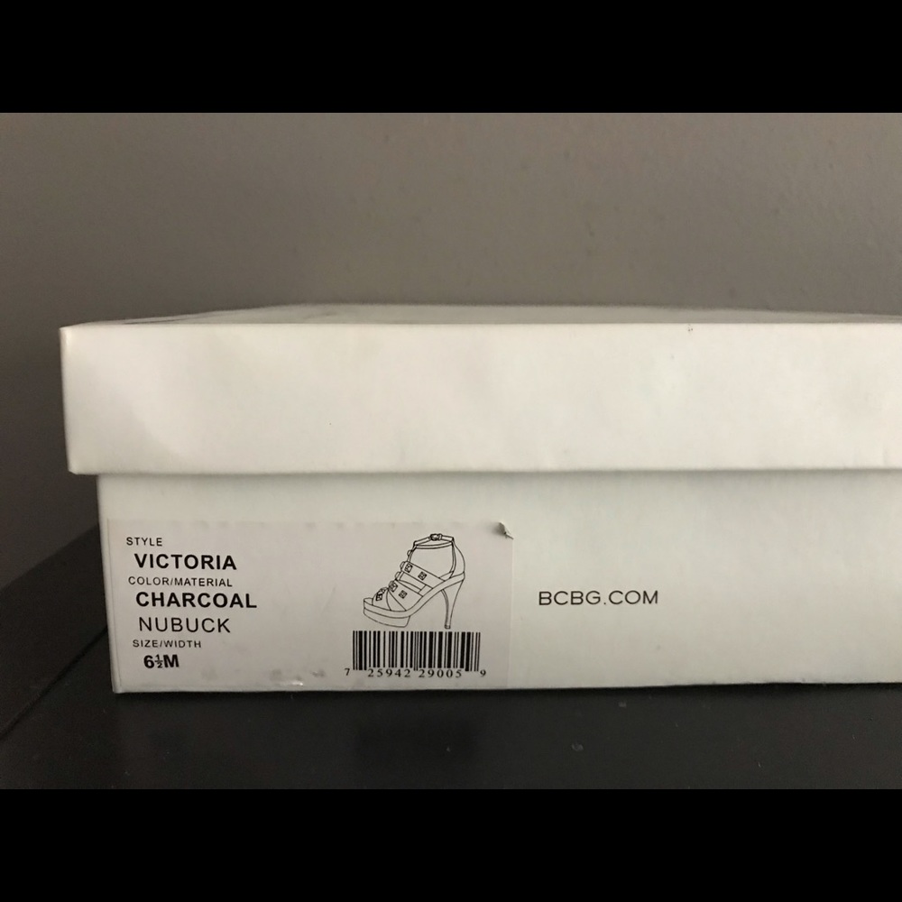 Bcbg Maxazria Platform Heels - image 6